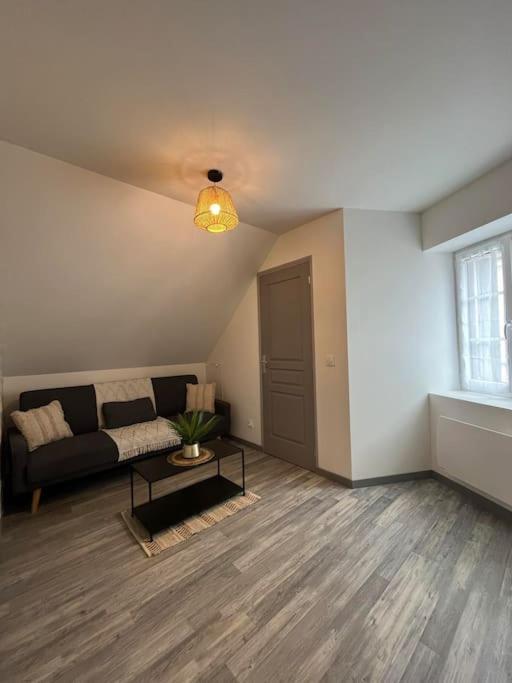 Charmante Maison De Bourg Cosy Acces Wifi Sepmes Екстер'єр фото